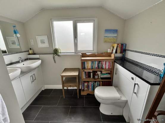 Additional Property Image 6 bedroom Detached for sale in Marlborough 13