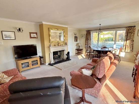 Additional Property Image 4 bedroom Detached Bungalow for sale in Marlborough 2