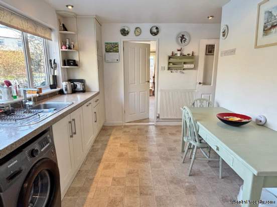 Additional Property Image 4 bedroom Detached Bungalow for sale in Marlborough 4