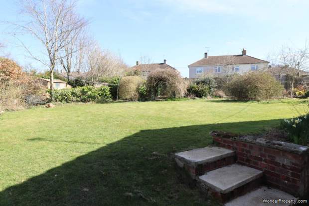 Additional Property Image 4 bedroom Detached Bungalow for sale in Marlborough 7