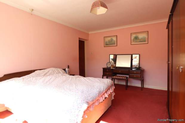 Additional Property Image 4 bedroom Detached Bungalow for sale in Marlborough 6