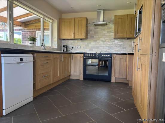 Additional Property Image 4 bedroom Detached to rent in Marlborough 4