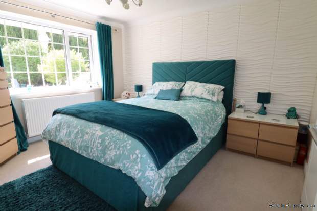 Additional Property Image 3 bedroom Detached Bungalow for sale in Marlborough 8