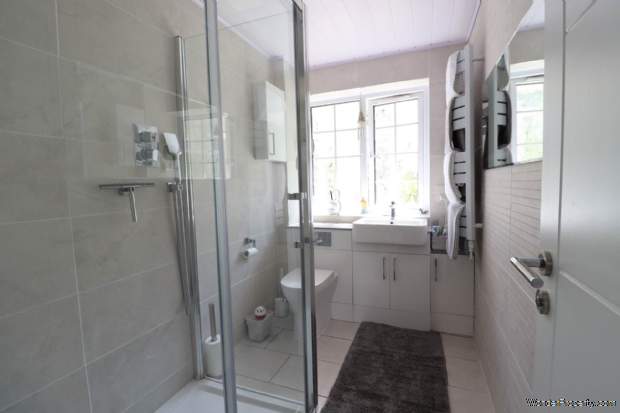 Additional Property Image 3 bedroom Detached Bungalow for sale in Marlborough 10