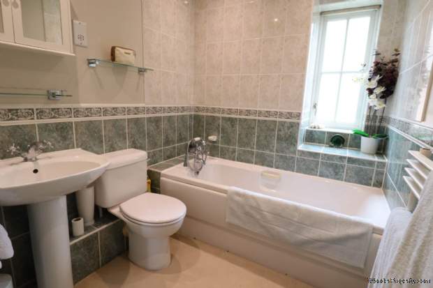 Additional Property Image 4 bedroom Detached for sale in Marlborough 9