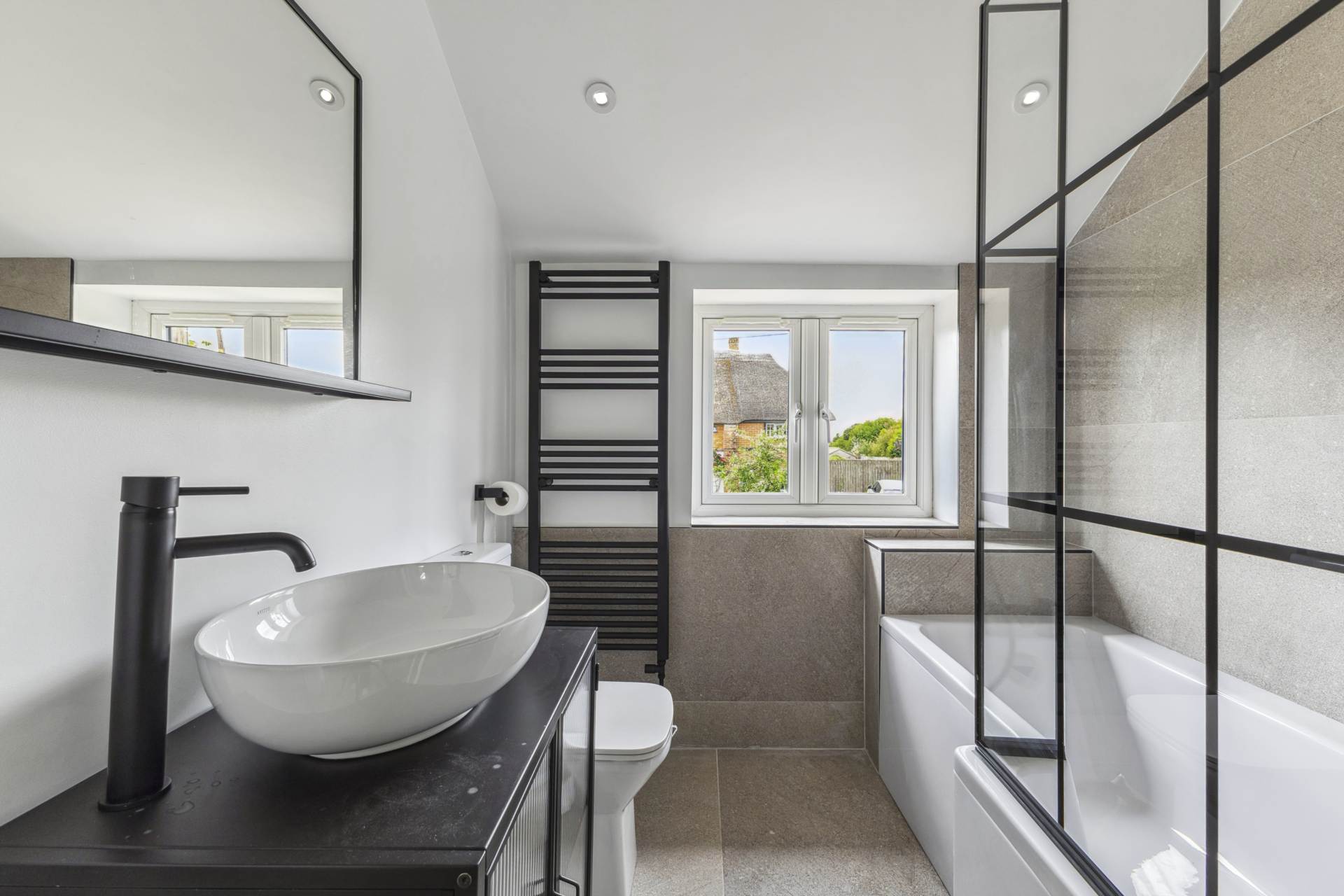 Additional Property Image 3 bedroom Detached for sale in Marlborough 13