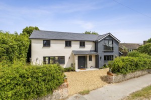3 bedroom Detached for sale in Marlborough