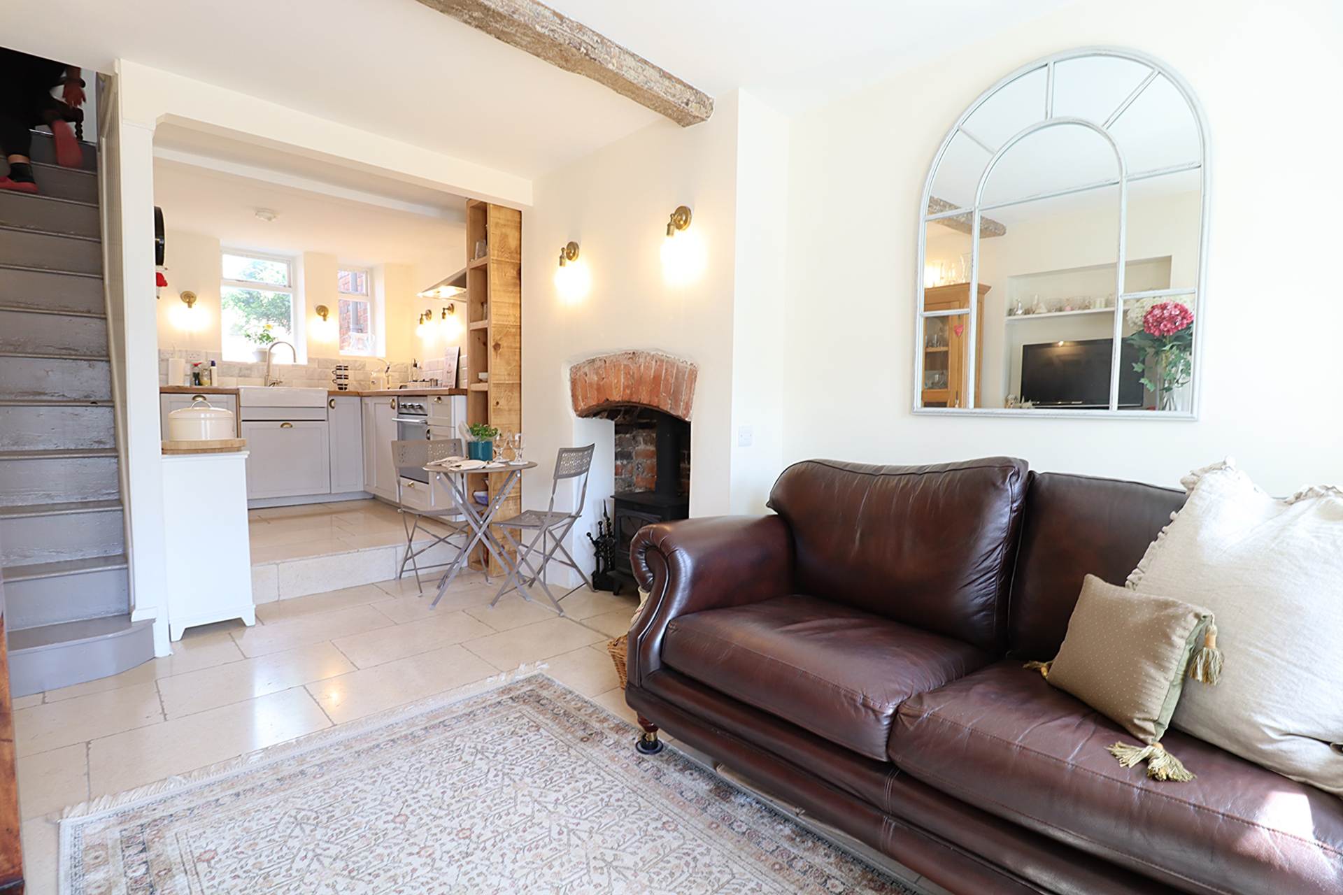 Additional Property Image 2 bedroom Terraced for sale in Marlborough 3