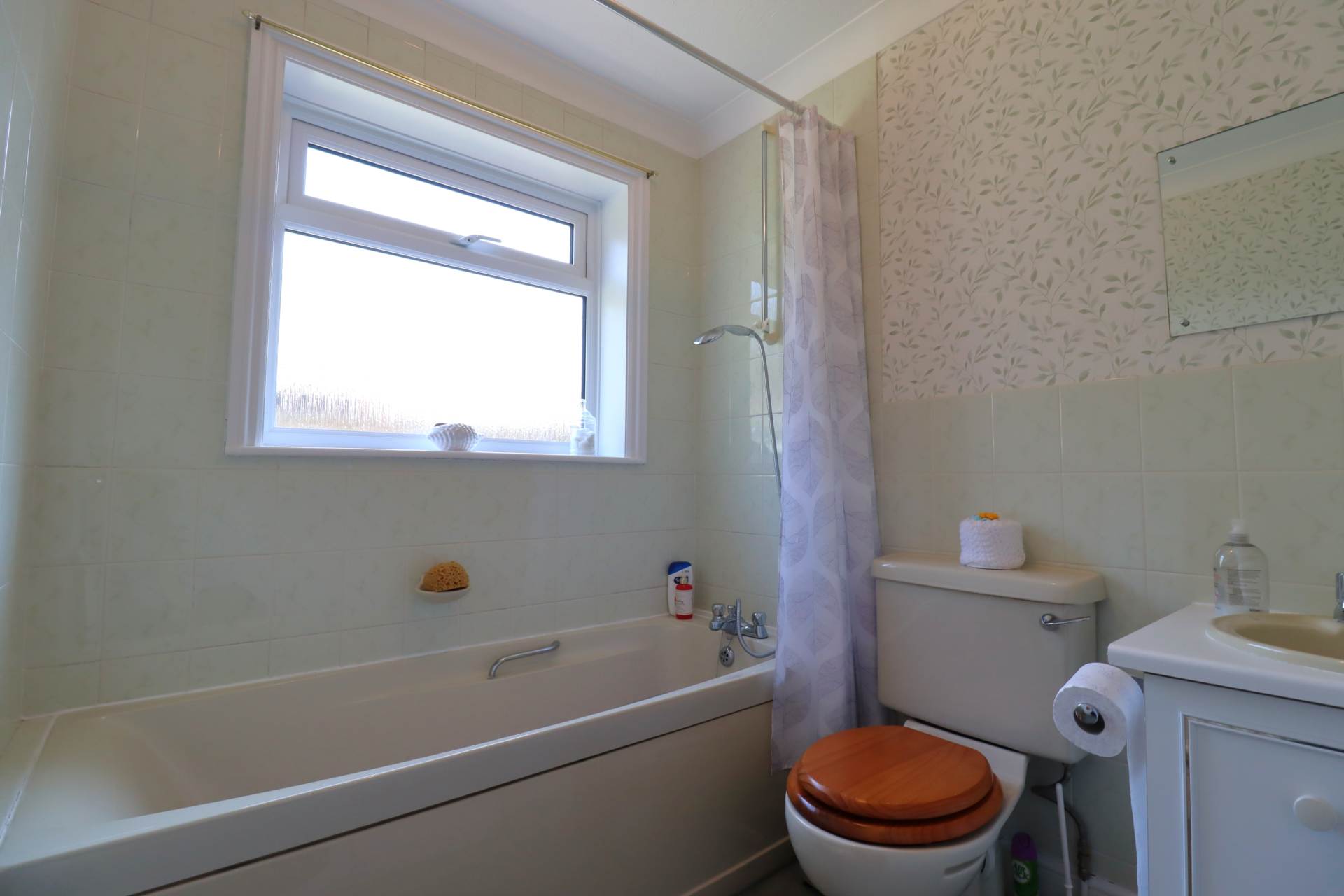 Additional Property Image 2 bedroom Detached Bungalow for sale in Marlborough 10