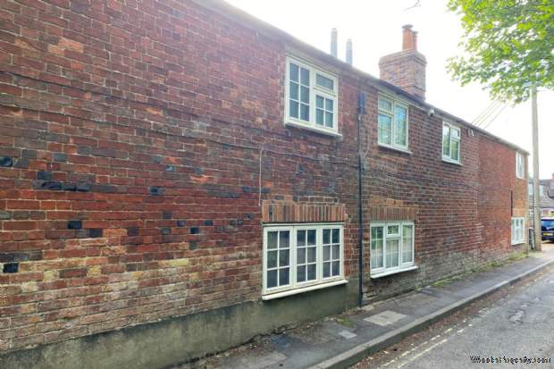 Additional Property Image 1 bedroom Terraced for sale in Marlborough 10