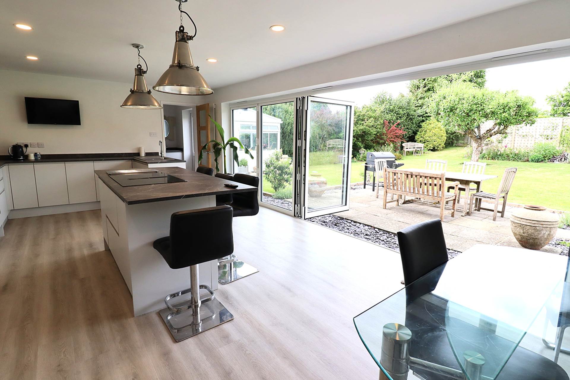 Additional Property Image 3 bedroom Detached Bungalow for sale in Hungerford 2