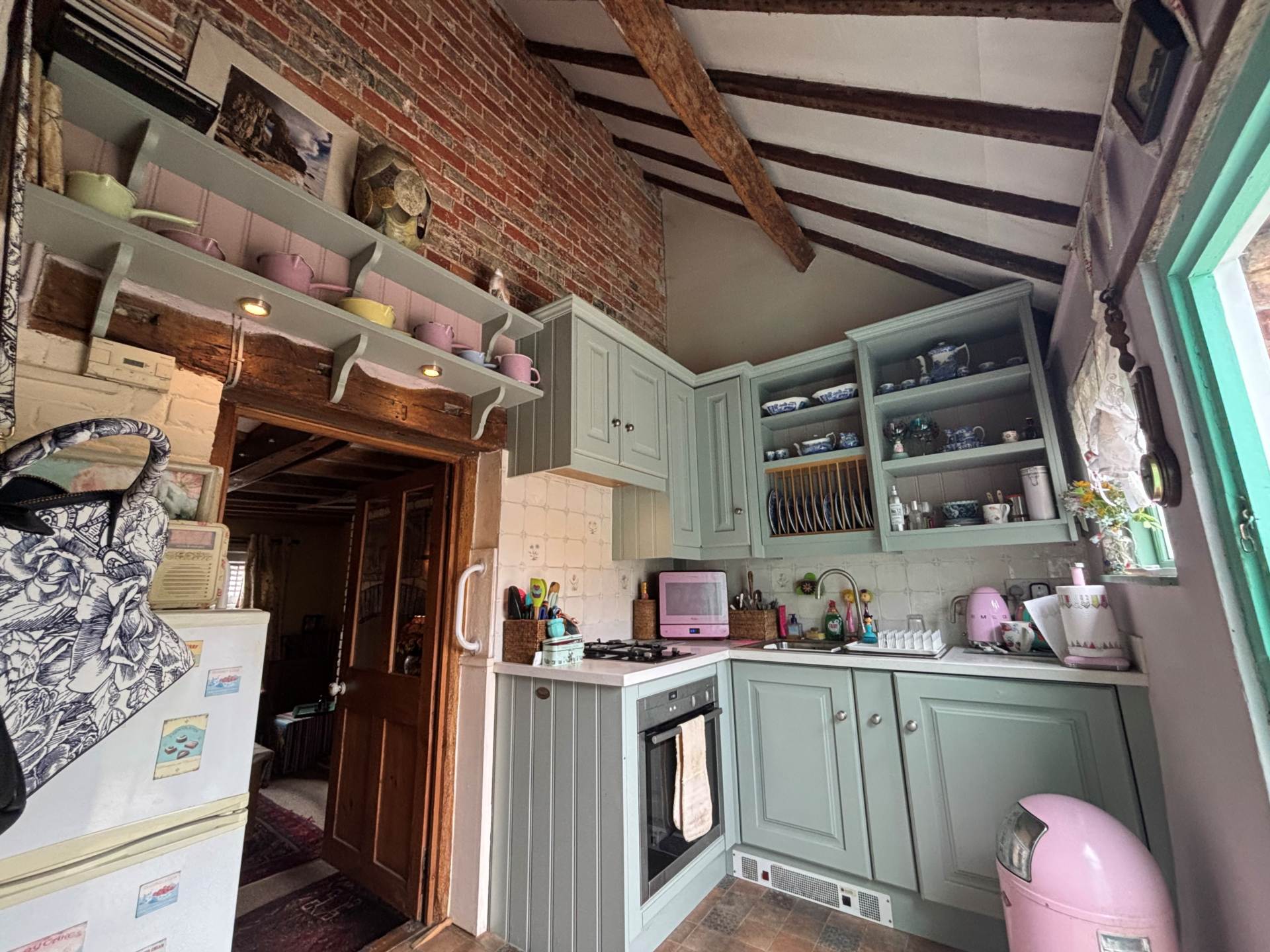 Additional Property Image 2 bedroom End of Terrace for sale in Marlborough 3