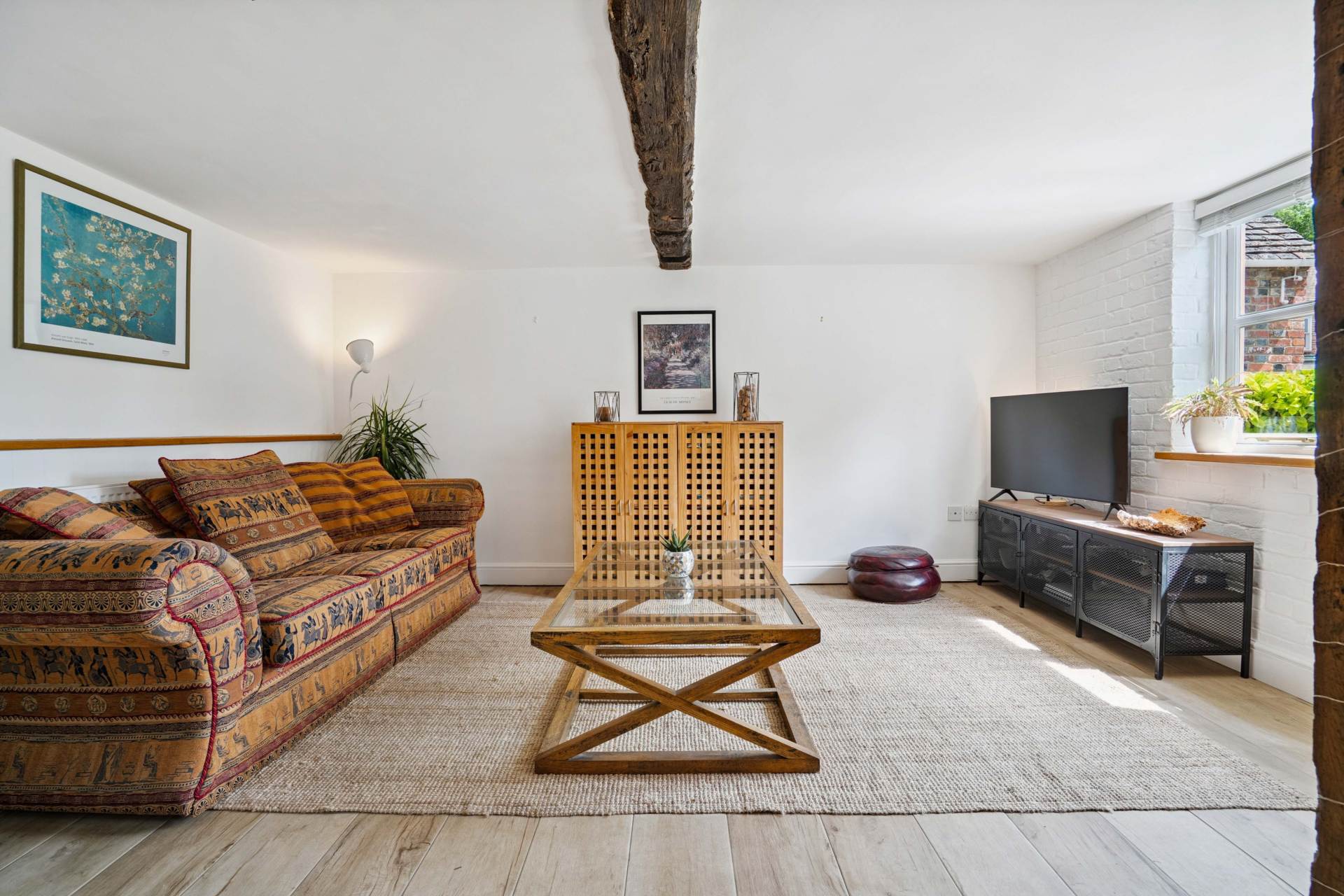 Additional Property Image 2 bedroom Terraced for sale in Marlborough 3