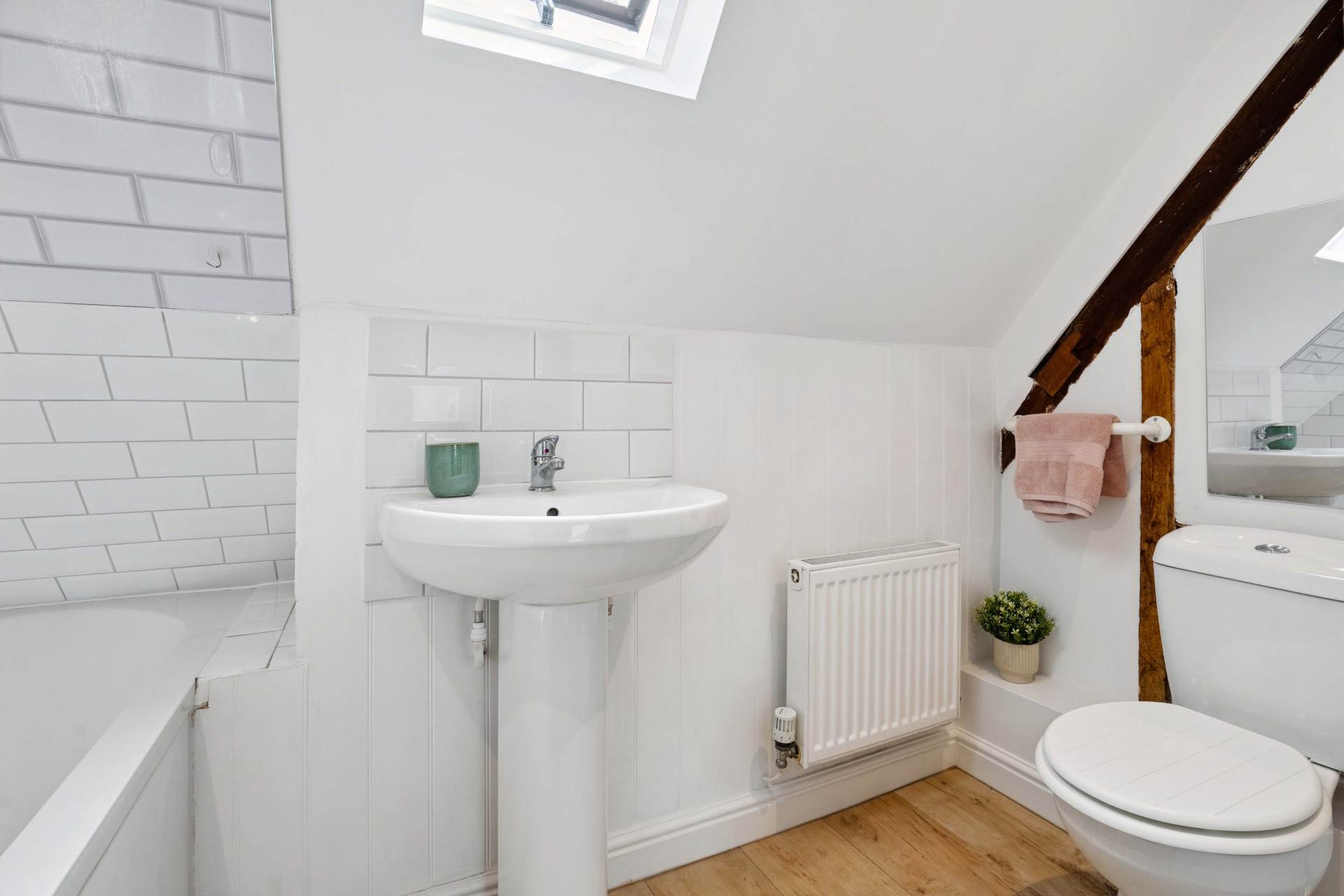 Additional Property Image 2 bedroom Terraced for sale in Marlborough 11