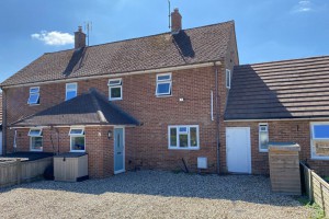 3 bedroom Terraced for sale in Marlborough