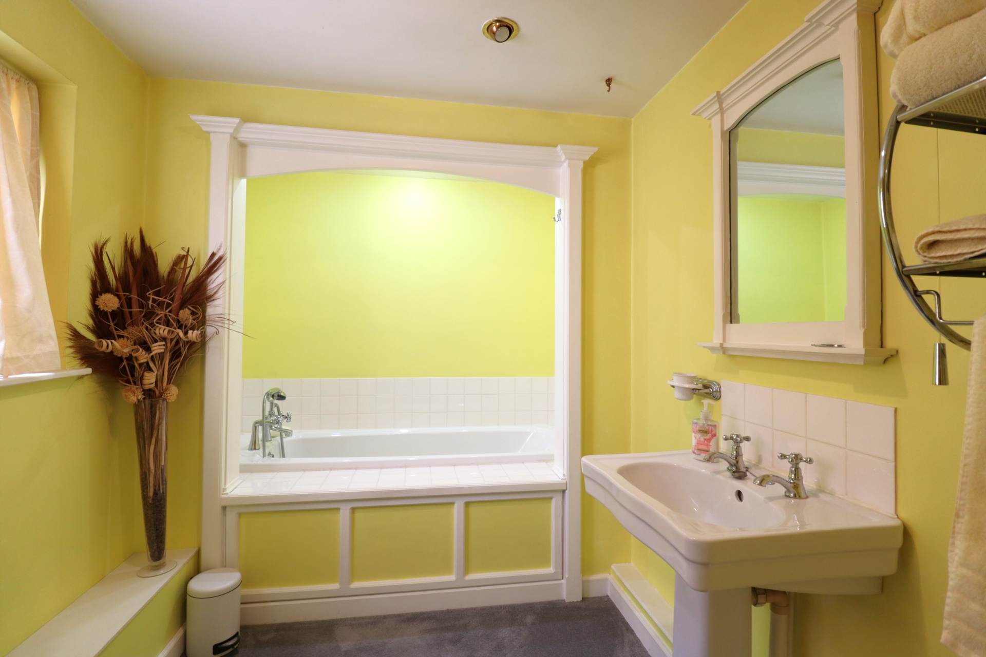 Additional Property Image 2 bedroom Terraced for sale in Marlborough 11