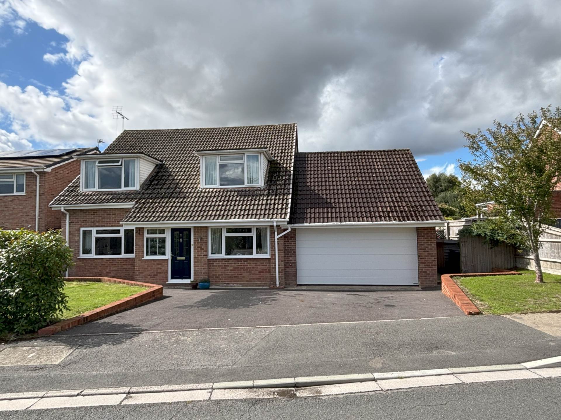 4 bedroom Detached for sale in Marlborough