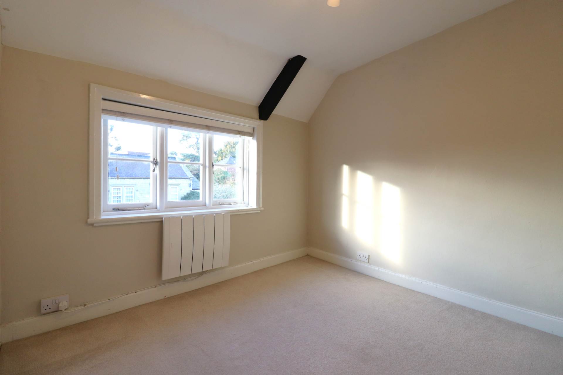 Additional Property Image 3 bedroom Terraced for sale in Marlborough 8
