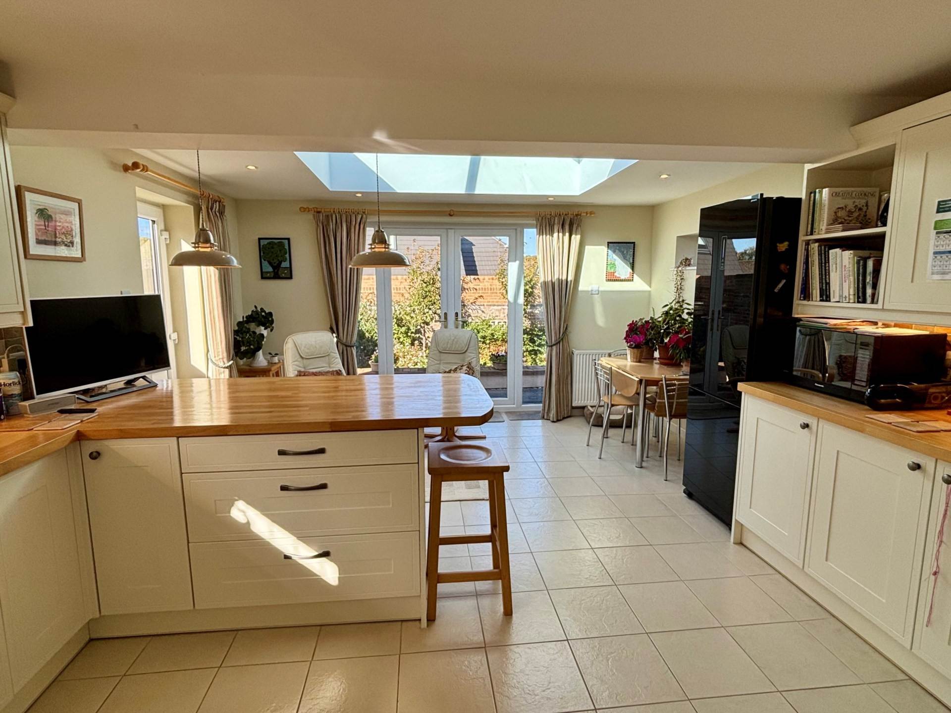 Additional Property Image 4 bedroom Detached Bungalow for sale in Marlborough 3