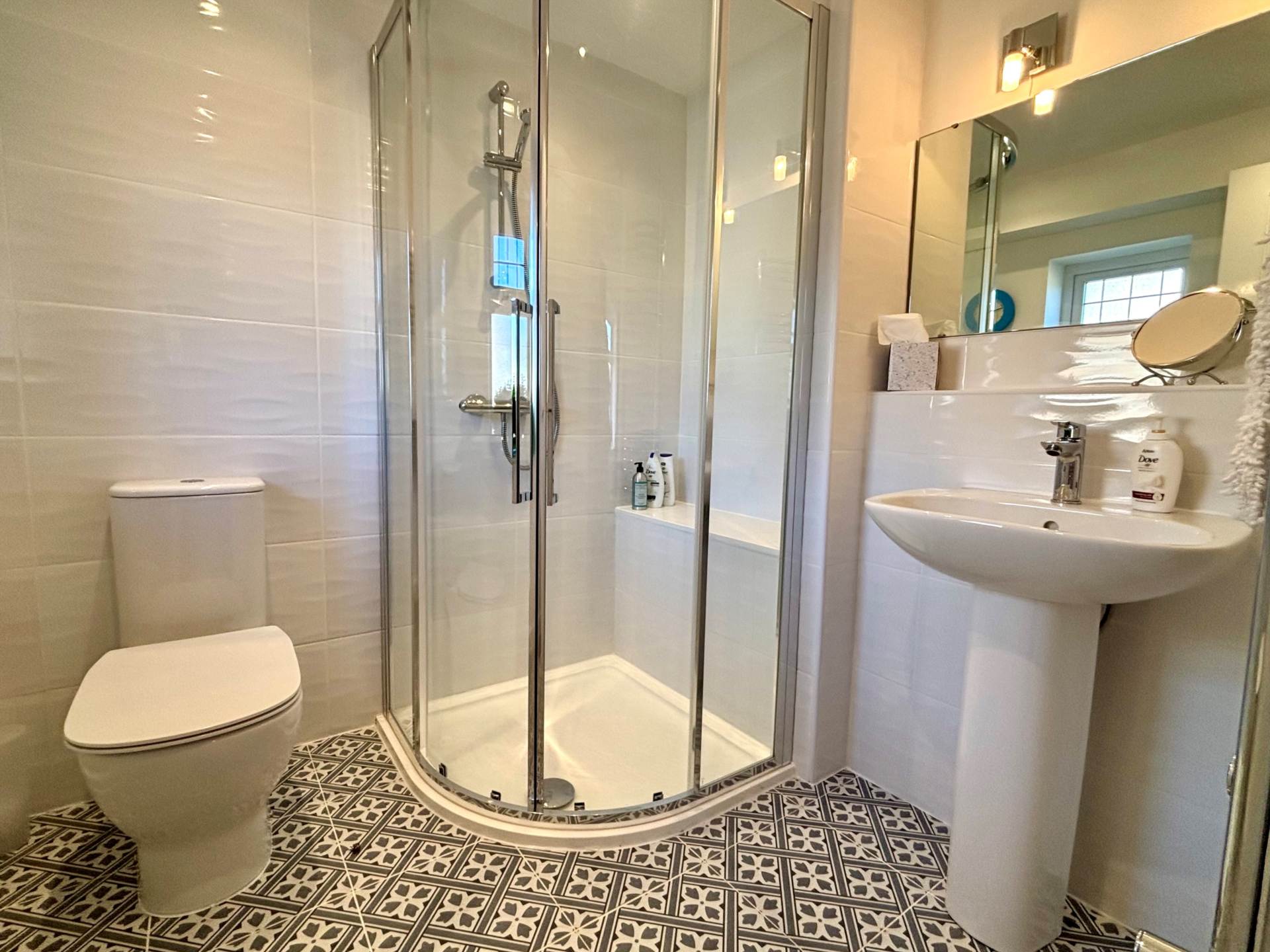 Additional Property Image 4 bedroom Detached Bungalow for sale in Marlborough 9