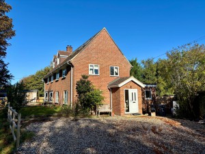 3 bedroom Semi Detached for sale in Marlborough