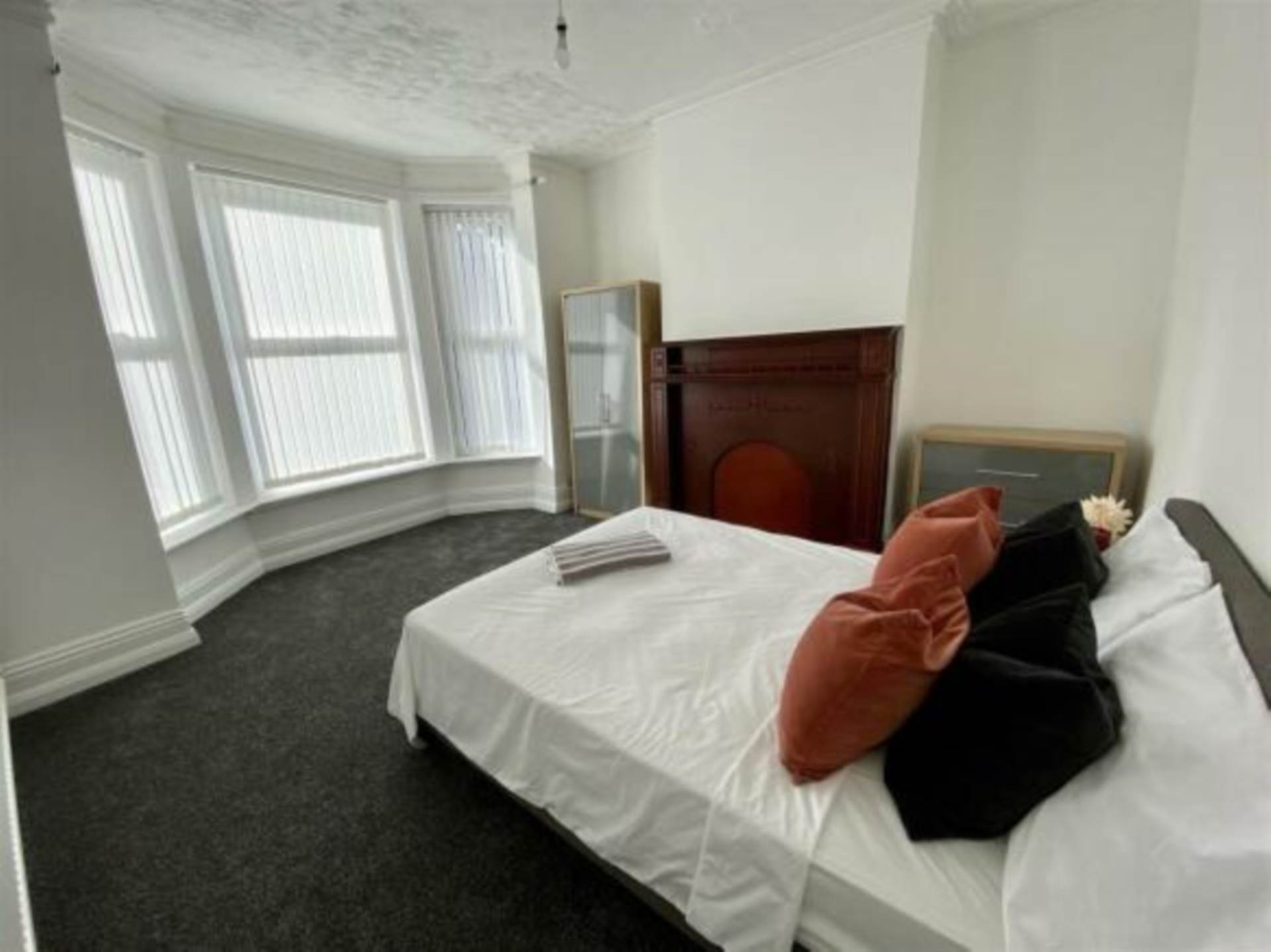Additional Property Image 5 bedroom Semi Detached to rent in Salford 4
