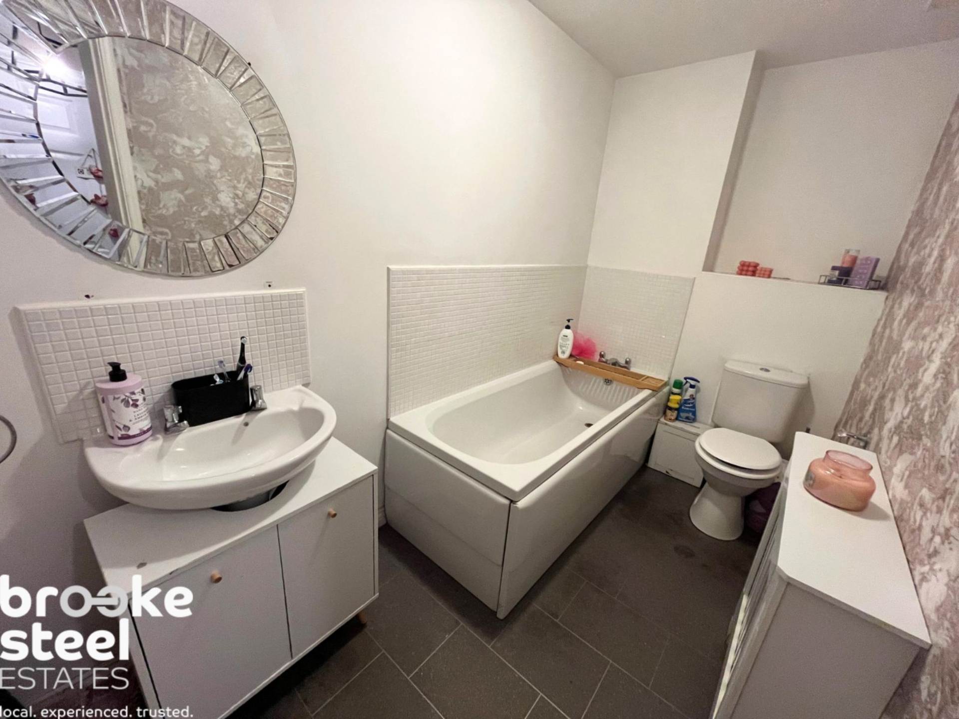 Additional Property Image 2 bedroom Apartment for sale in Manchester 5