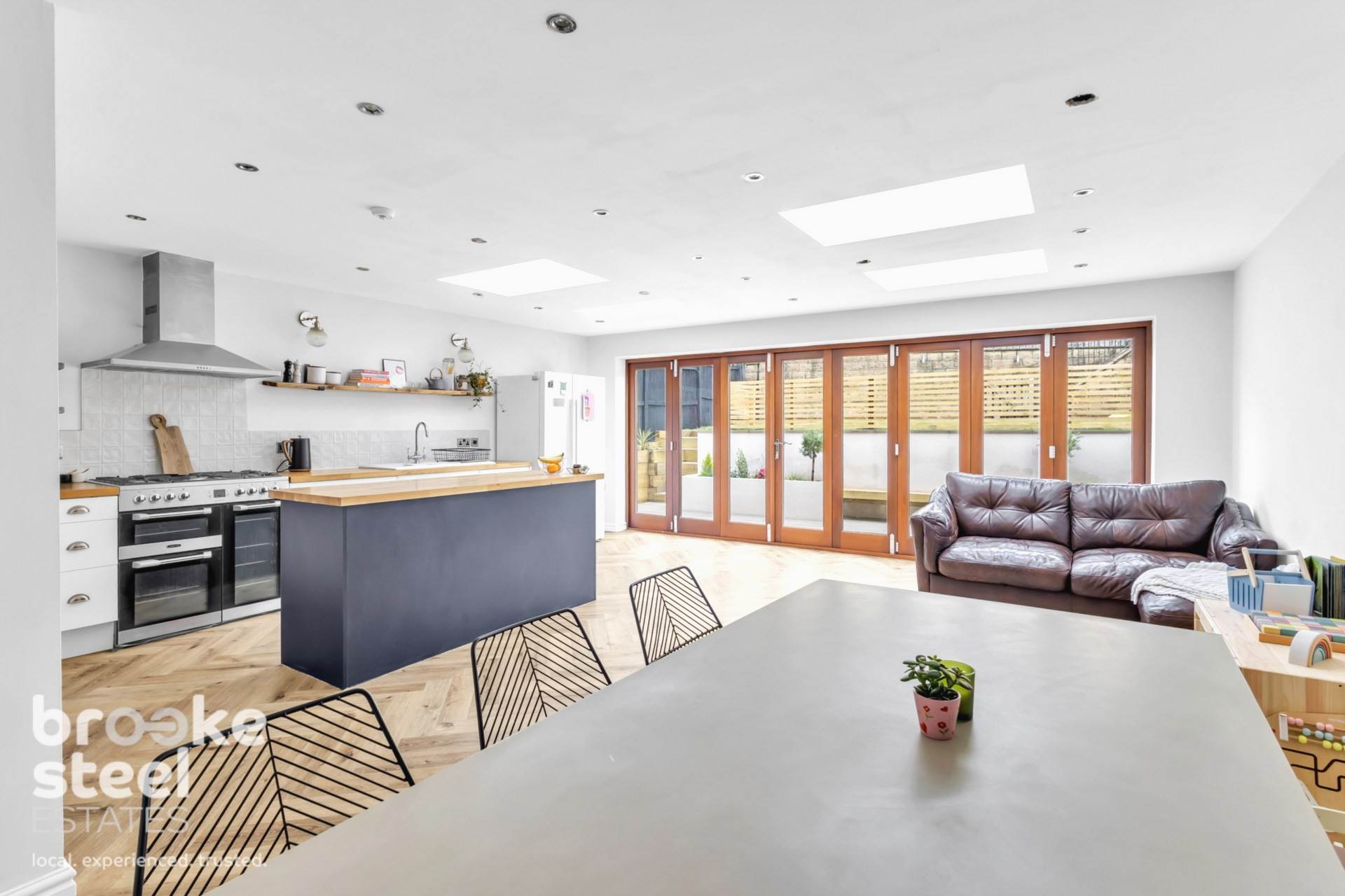 Additional Property Image 4 bedroom Detached for sale in Rossendale 5