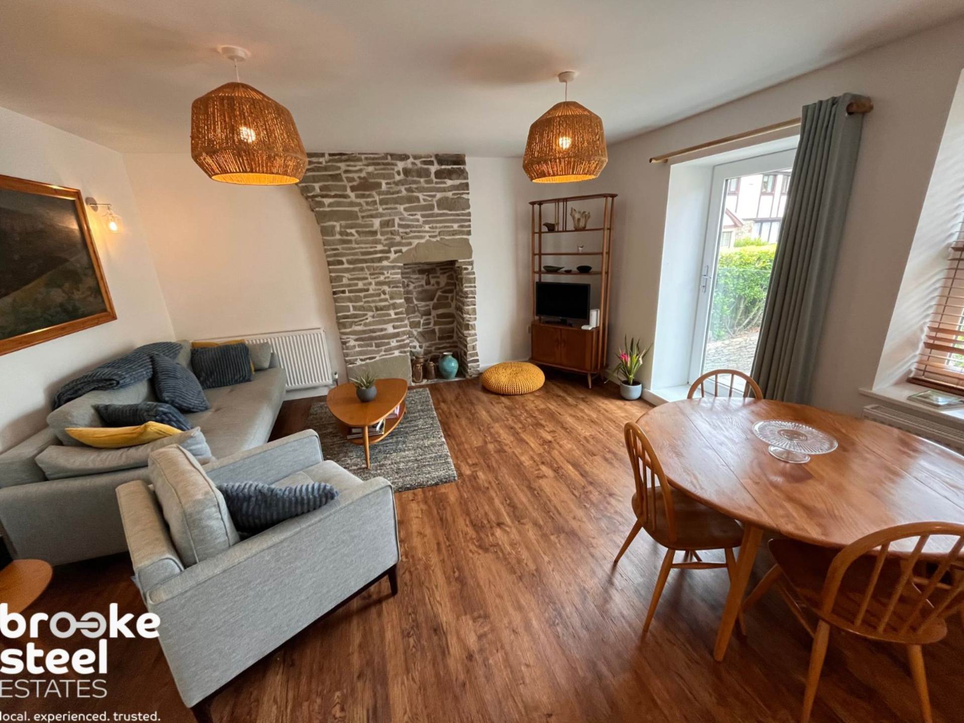 Additional Property Image 2 bedroom Cottage to rent in Bury 3