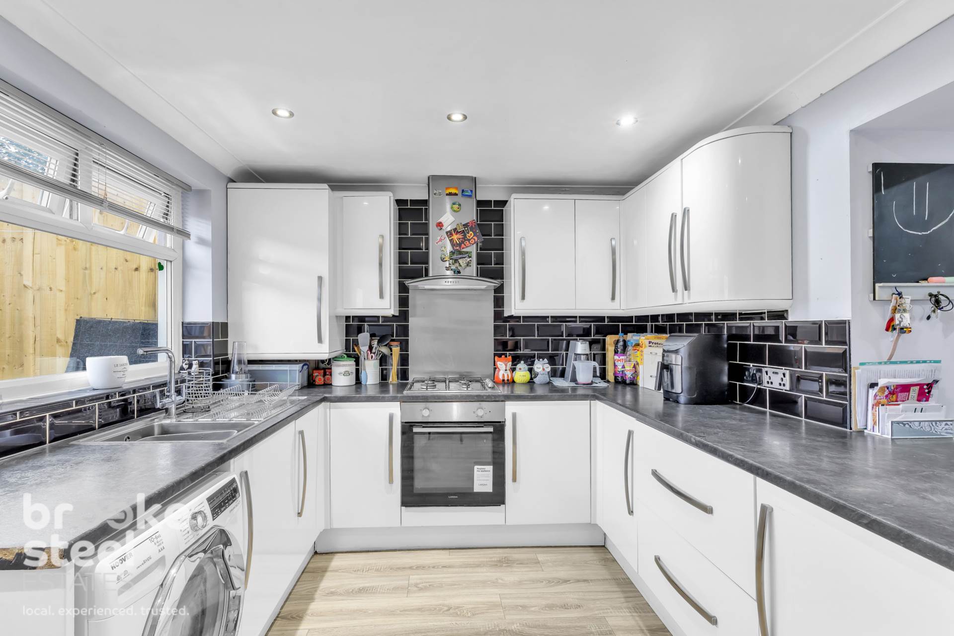 Additional Property Image 4 bedroom Terraced for sale in Bury 2