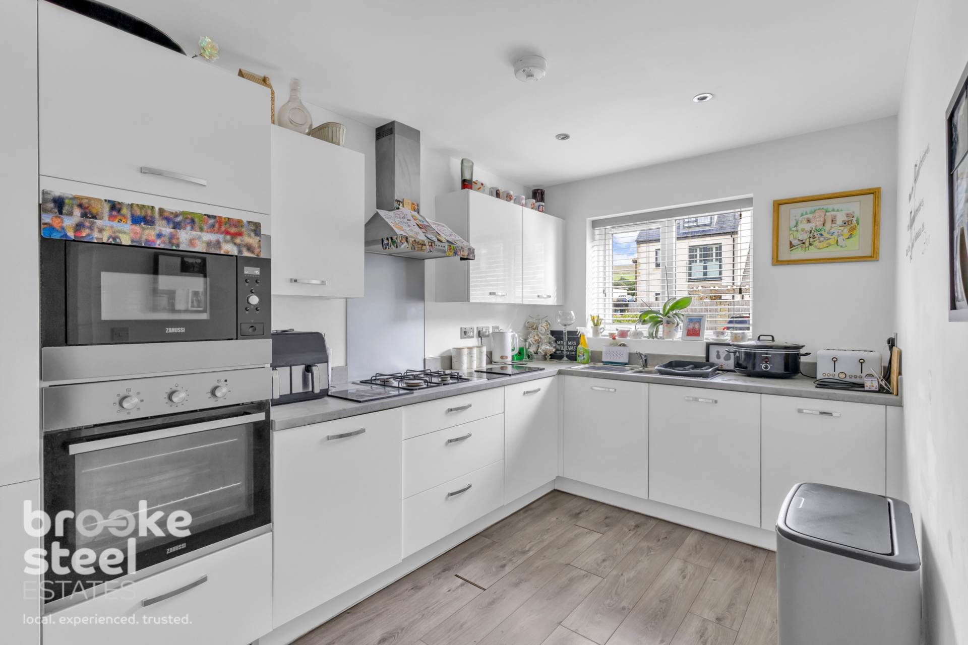Additional Property Image 4 bedroom Semi Detached for sale in Bury 4