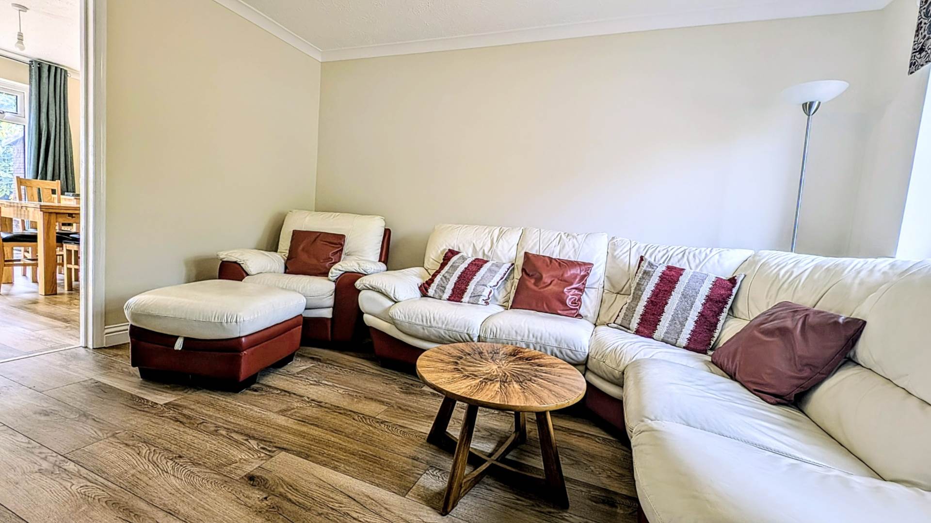 Additional Property Image 4 bedroom Semi Detached for sale in Bordon 2