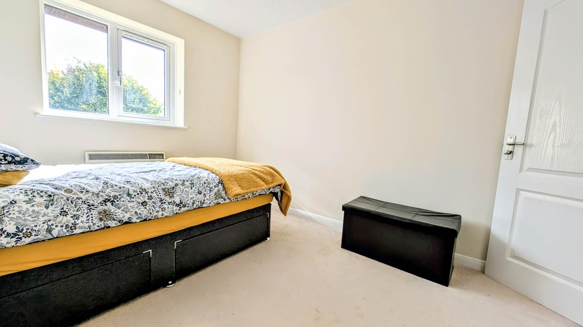 Additional Property Image 4 bedroom Semi Detached for sale in Bordon 5