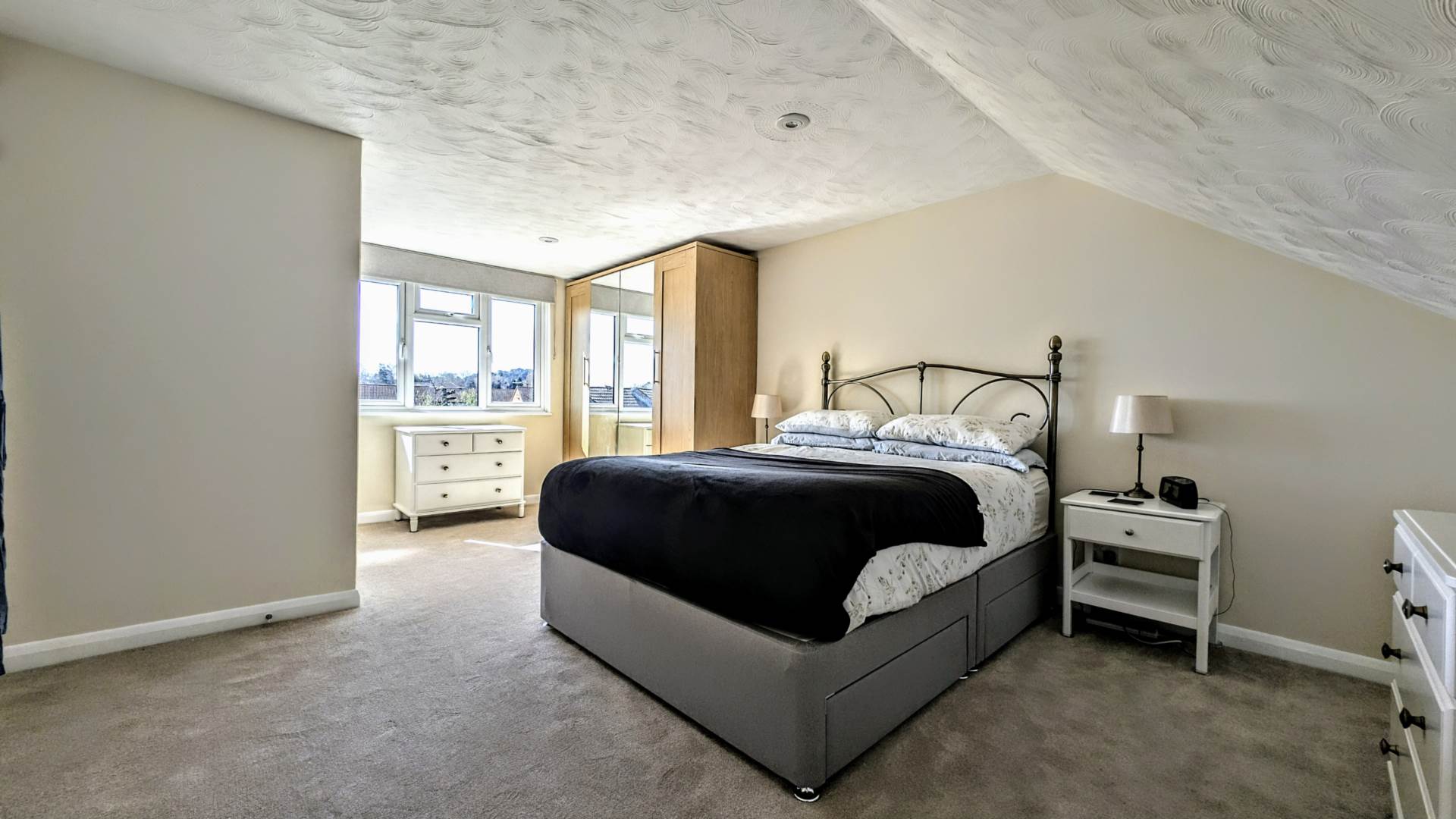 Additional Property Image 4 bedroom Semi Detached for sale in Bordon 8