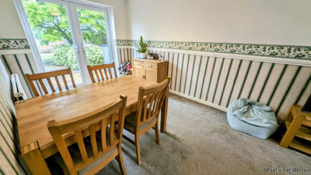 Additional Property Image 3 bedroom Detached for sale in Bordon 2