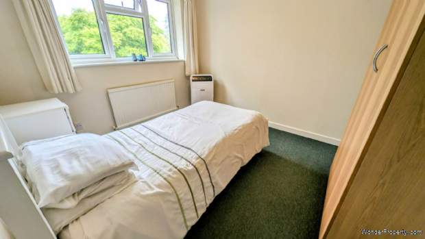 Additional Property Image 3 bedroom Detached for sale in Bordon 6