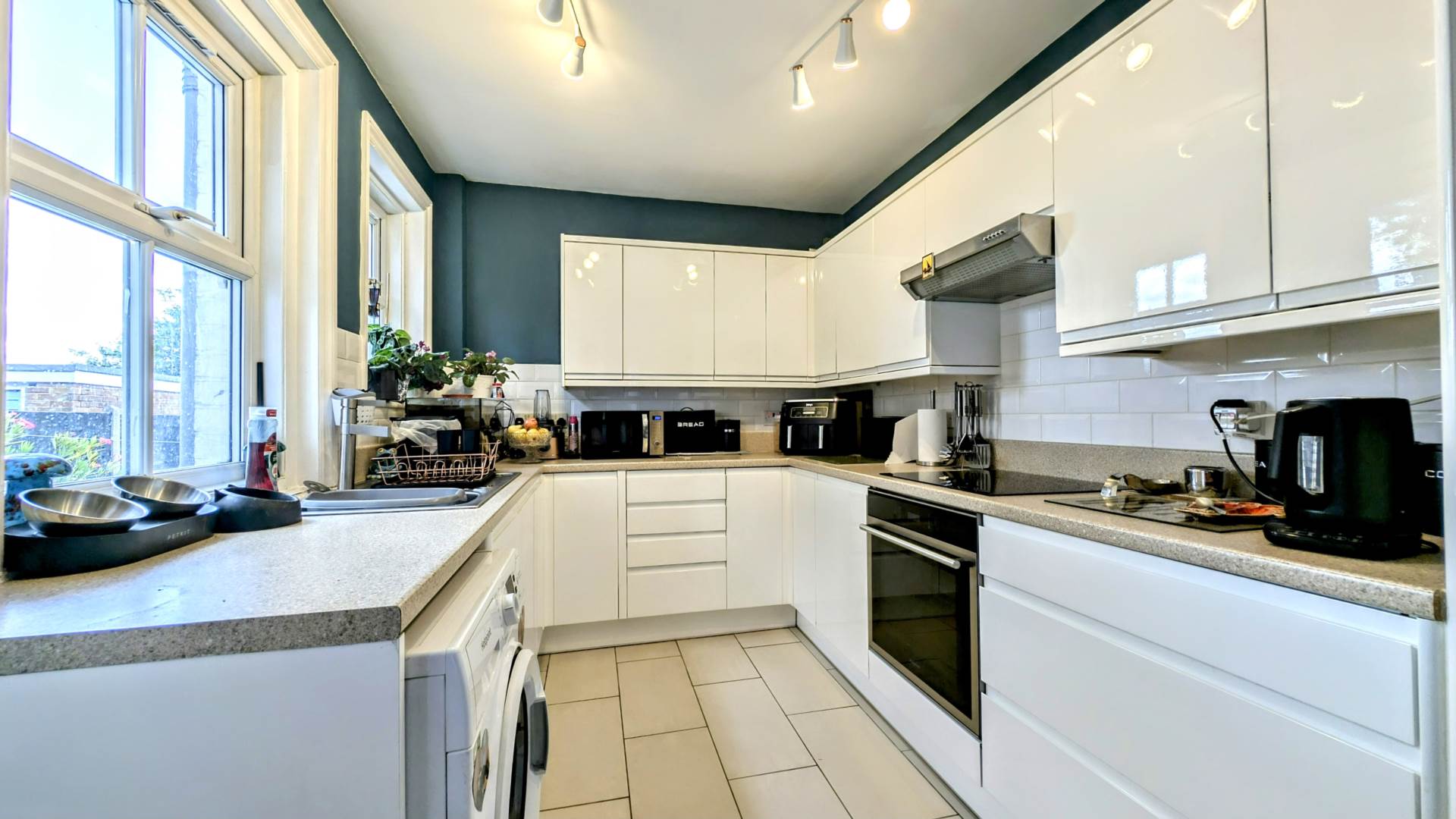Additional Property Image 2 bedroom Semi Detached for sale in Bordon 4