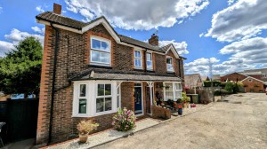 2 bedroom Semi Detached for sale in Bordon