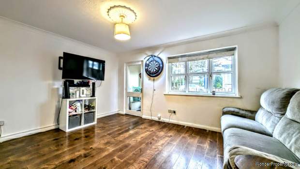 Additional Property Image 1 bedroom Semi Detached for sale in Bordon 4