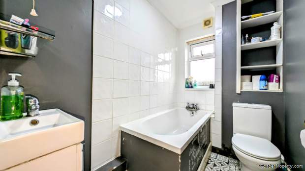 Additional Property Image 1 bedroom Semi Detached for sale in Bordon 7