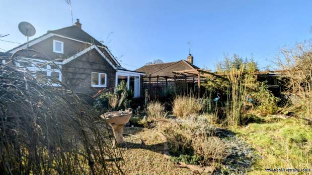 Additional Property Image 4 bedroom Detached for sale in Bordon 8