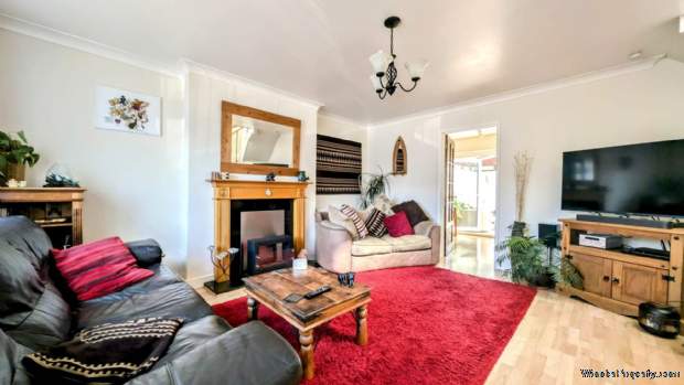 Additional Property Image 3 bedroom Semi Detached for sale in Bordon 3