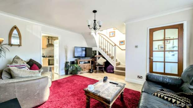 Additional Property Image 3 bedroom Semi Detached for sale in Bordon 4