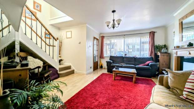Additional Property Image 3 bedroom Semi Detached for sale in Bordon 5