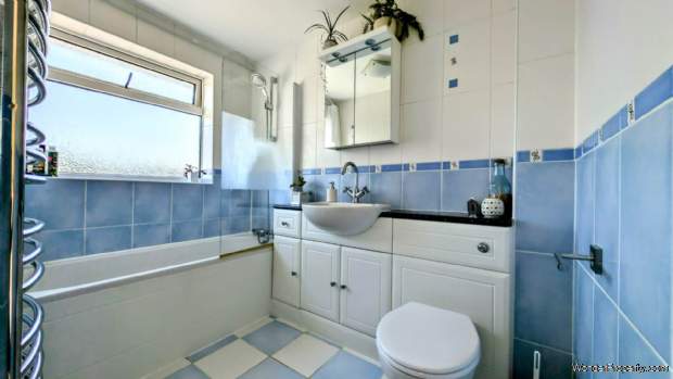 Additional Property Image 3 bedroom Semi Detached for sale in Bordon 7