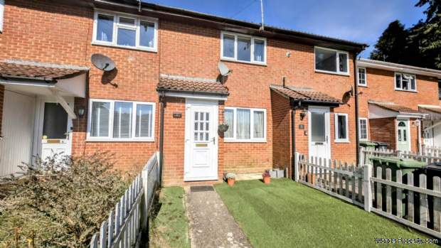 2 bedroom Terraced for sale in Bordon