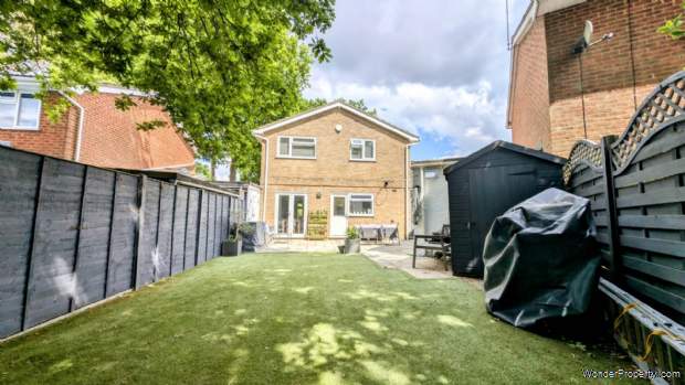 Additional Property Image 4 bedroom Detached for sale in Bordon 3