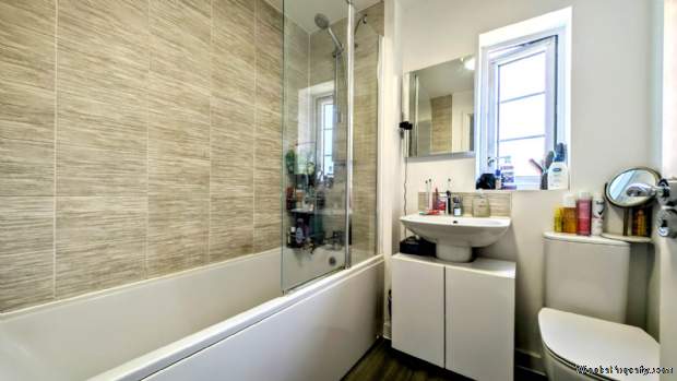Additional Property Image 2 bedroom Semi Detached for sale in Bordon 11