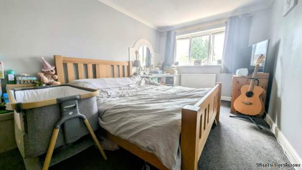 Additional Property Image 2 bedroom Maisonette for sale in Bordon 4
