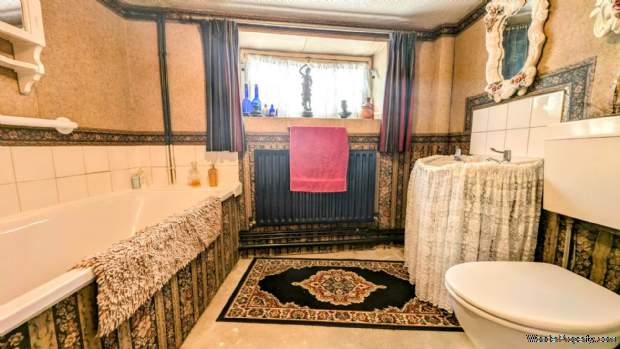 Additional Property Image 2 bedroom Semi Detached for sale in Bordon 6